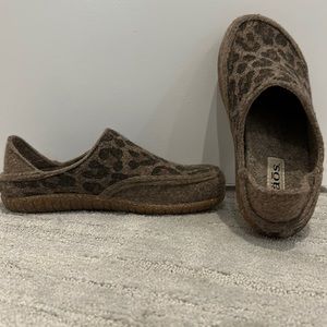 TAOS animal print slippers
